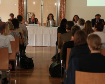 mehrjaehrig_excellentia_enquete_2009 (1)